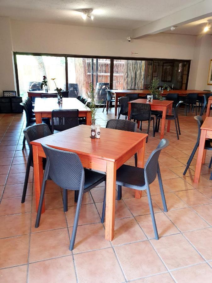 Merry Monte Casino Lodge House In Fourways サントン エクステリア 写真
